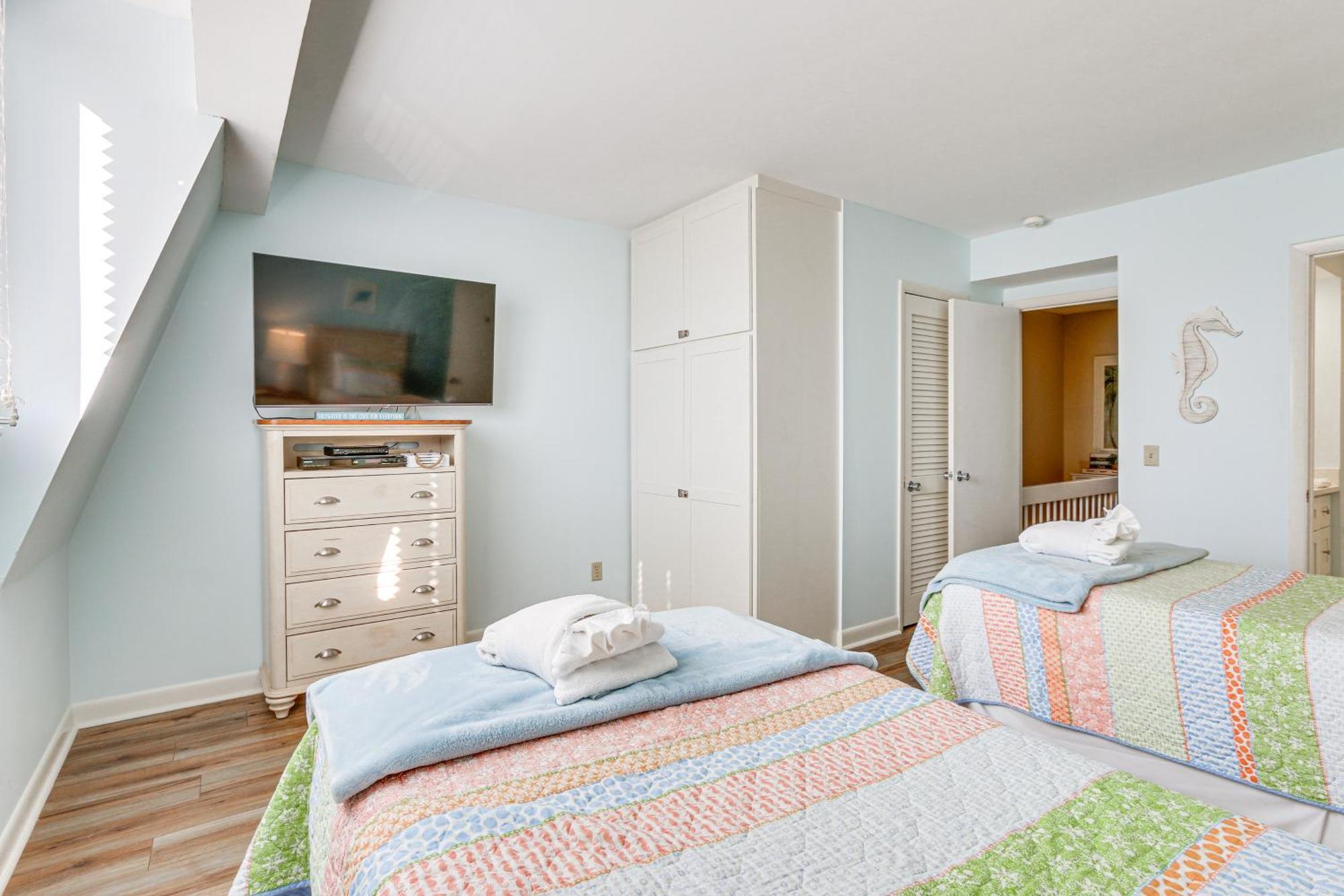 Hilton Head Condo Walk To Coligny Beach And Plaza! Hilton Head Island Exterior photo