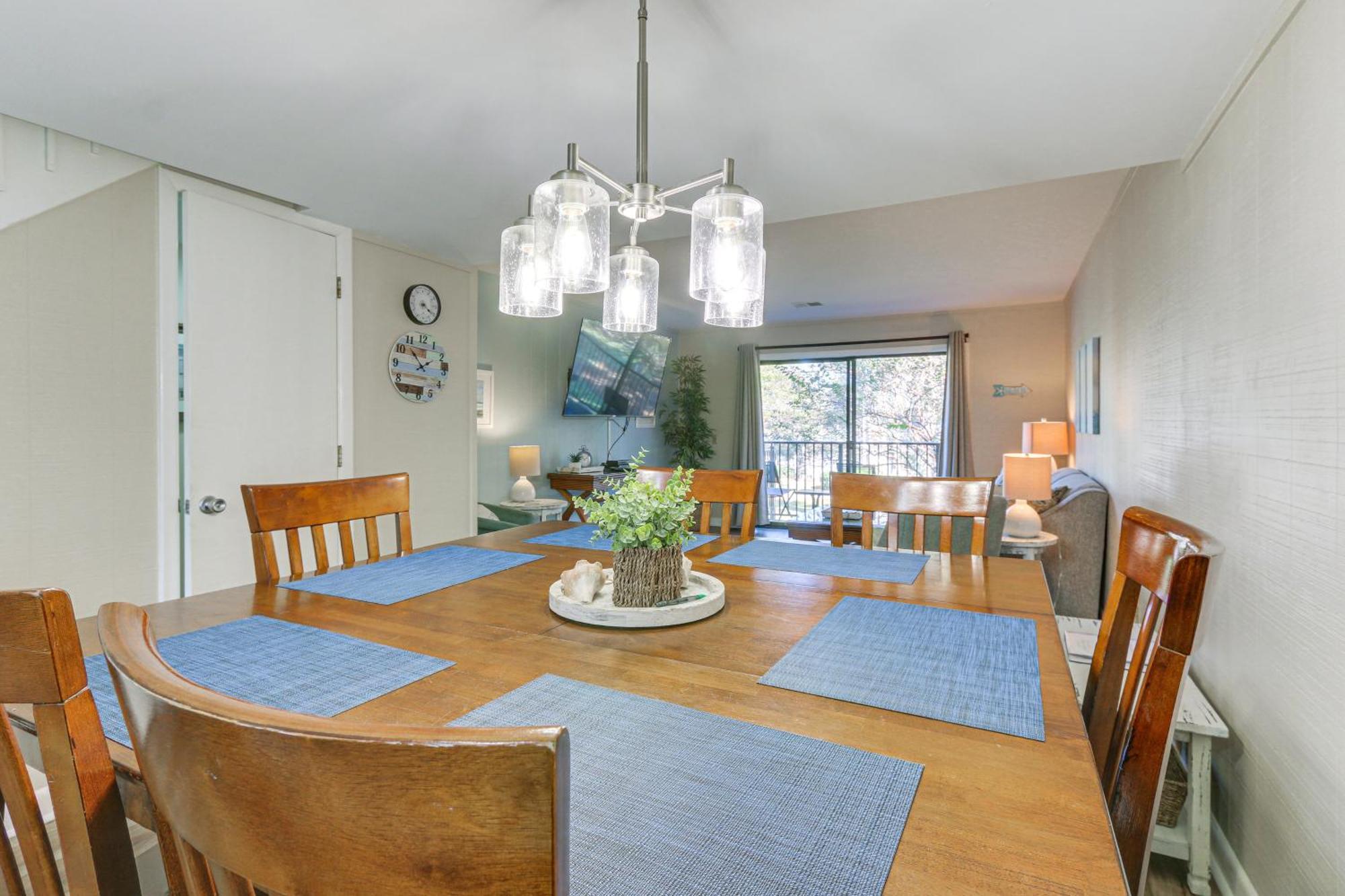 Hilton Head Condo Walk To Coligny Beach And Plaza! Hilton Head Island Exterior photo