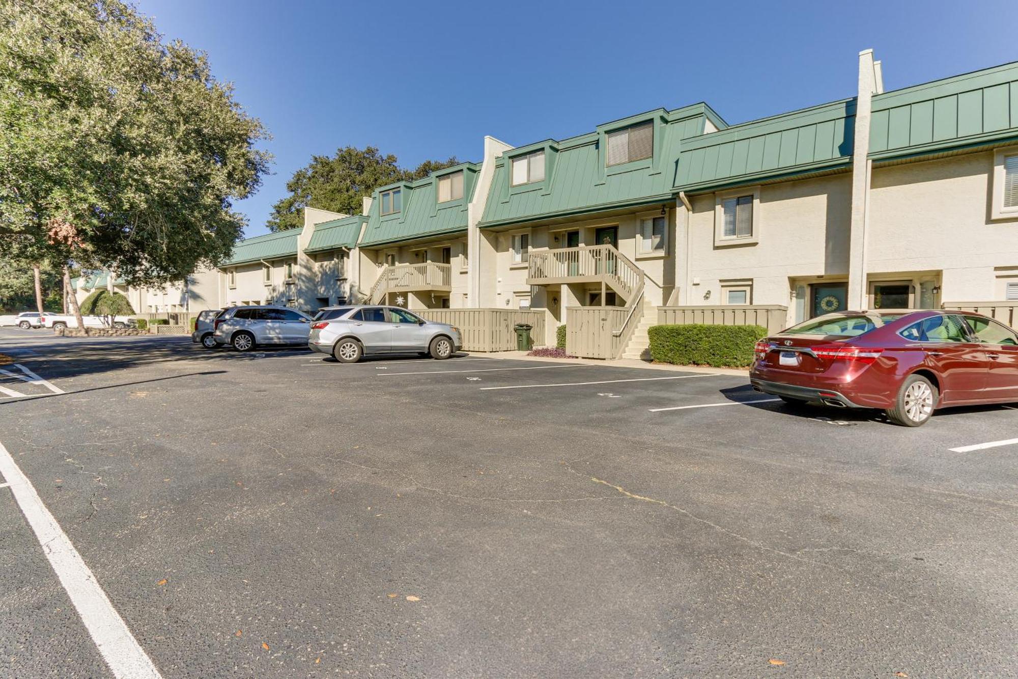 Hilton Head Condo Walk To Coligny Beach And Plaza! Hilton Head Island Exterior photo